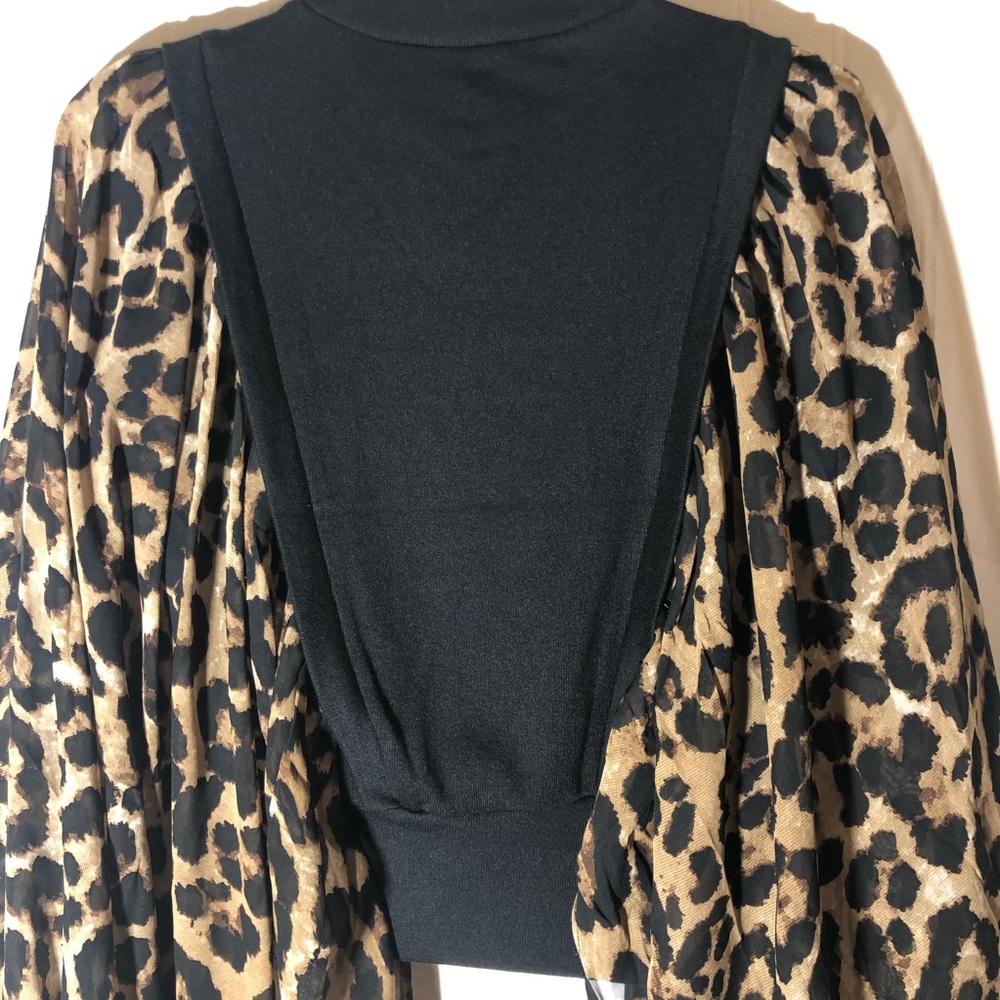 Super Gorgeous Blouse - Picture 3 of 8